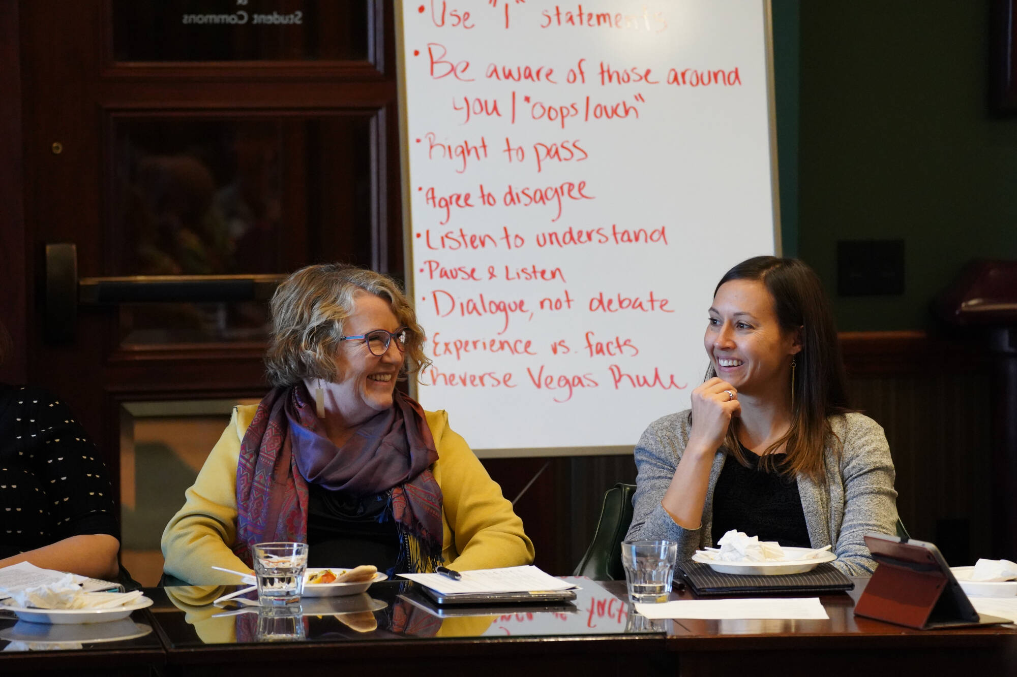 Speakers interact at 2020 MIMIL